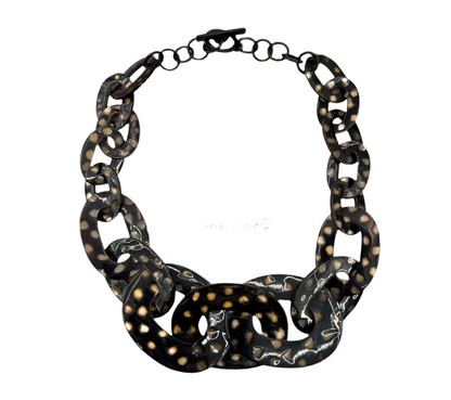 Collana in corno leopardata